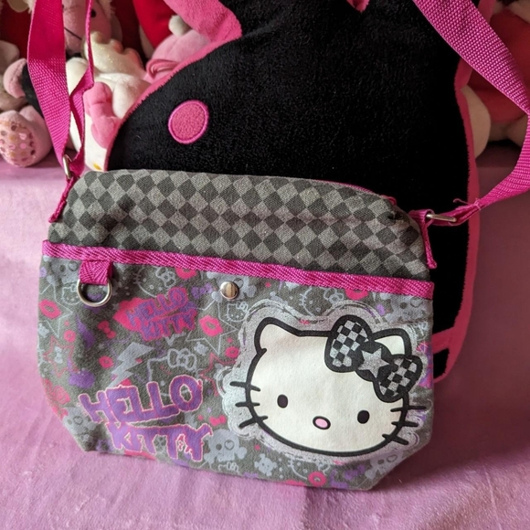 hello kitty purse/ crossbody bag gray pink/magenta purple - Picture 7 of 8